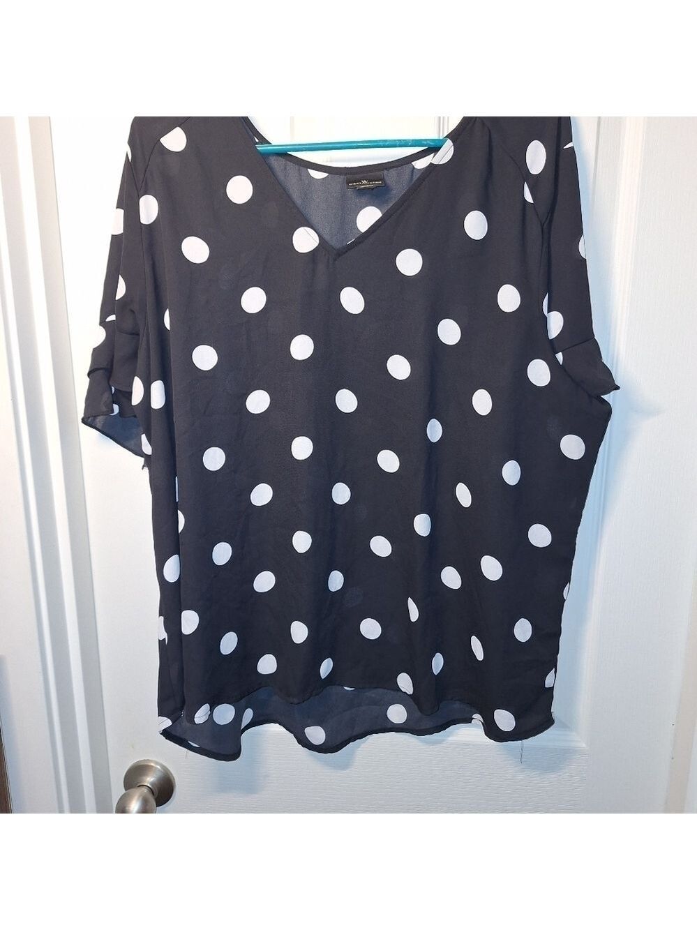 Polka Dot Top Black and White XXL